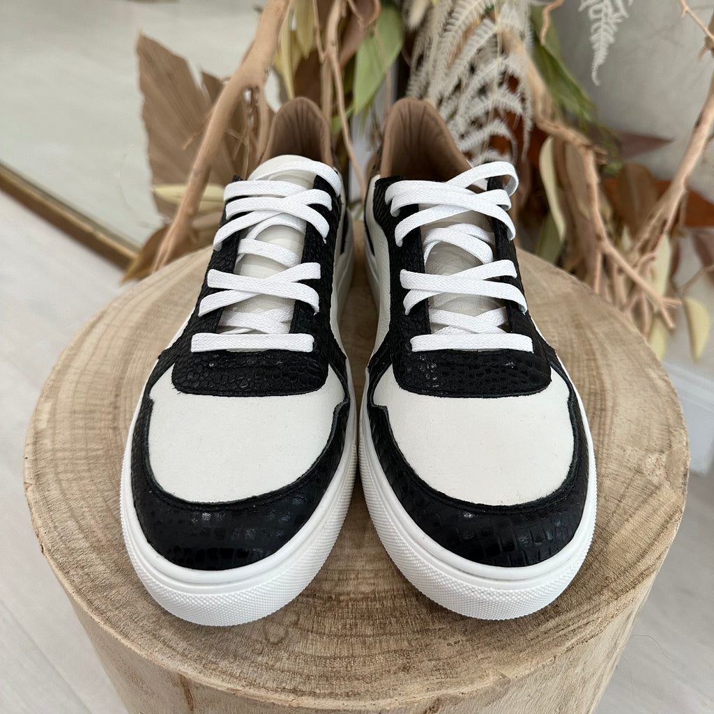Baru Leather Sneaker - Black